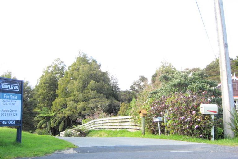 Photo of property in 280 Forest Hill Road, Waiatarua, Auckland, 0612