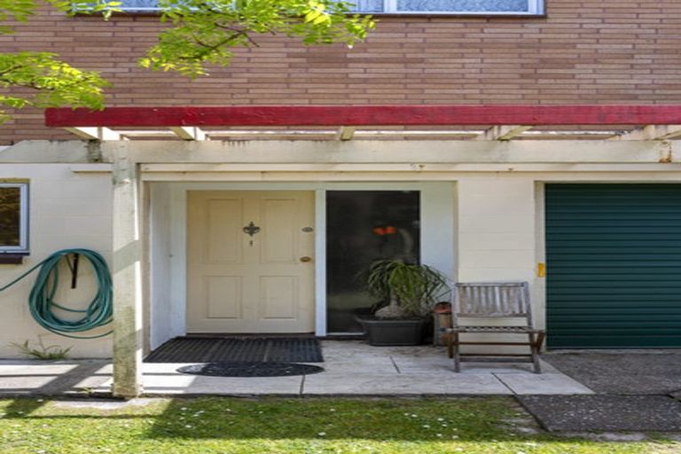 Photo of property in 4 Amorino Drive, Red Beach, 0932