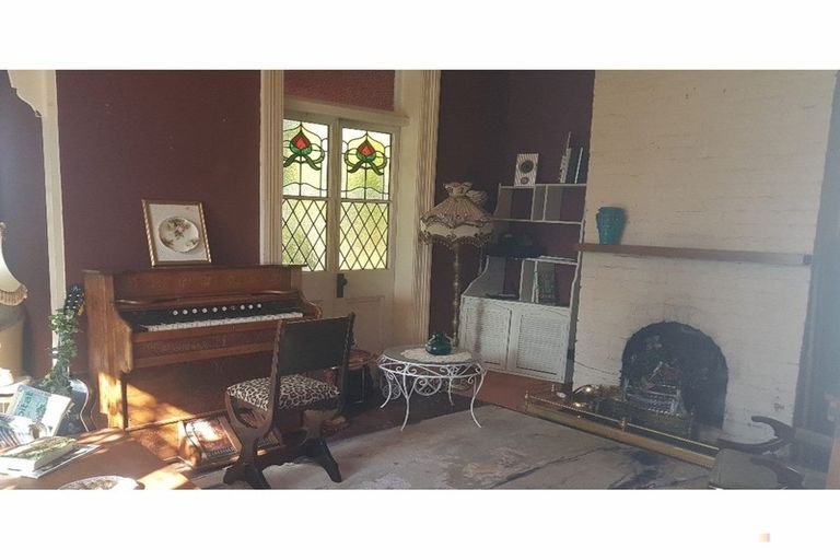 Photo of property in 14 Exeter Street, Waimate, 7924