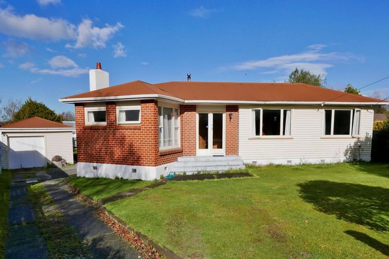 Photo of property in 6 Keir Crescent, Lansdowne, Masterton, 5810