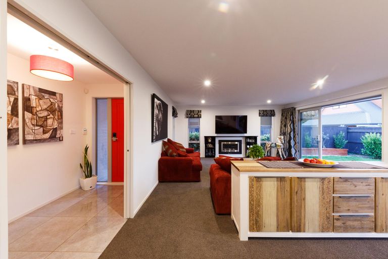 Photo of property in 23 Raglan Avenue, Cloverlea, Palmerston North, 4412