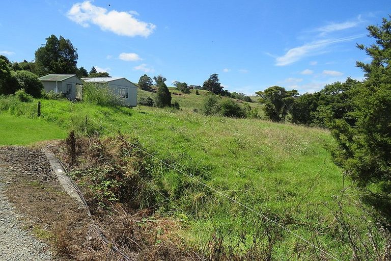 Photo of property in 215a Pahi Road, Pahi, Paparoa, 0571