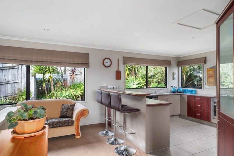 Photo of property in 6 Renner Place, Pyes Pa, Tauranga, 3112