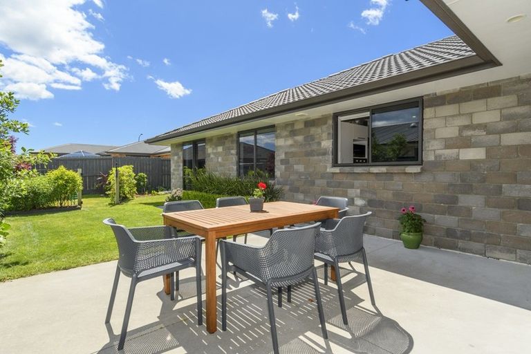 Photo of property in 26 Cupples Street, Papamoa Beach, Papamoa, 3118