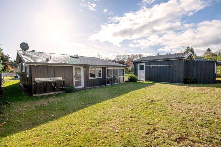 Photo of property in 13 Yasmin Lane, Kinloch, Taupo, 3377