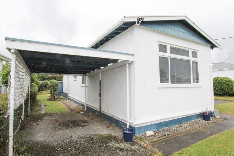 Photo of property in 21 Huia Street, Pahiatua, 4910