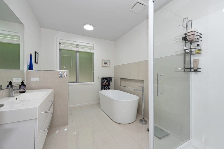 Photo of property in 10 Te Huia Drive, Flagstaff, Hamilton, 3210