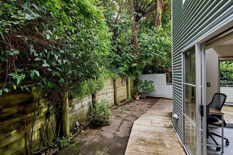 Photo of property in 67 Waikowhai Street, Ngaio, Wellington, 6035