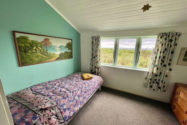 Photo of property in 81 Karaka Street, Castlecliff, Whanganui, 4501