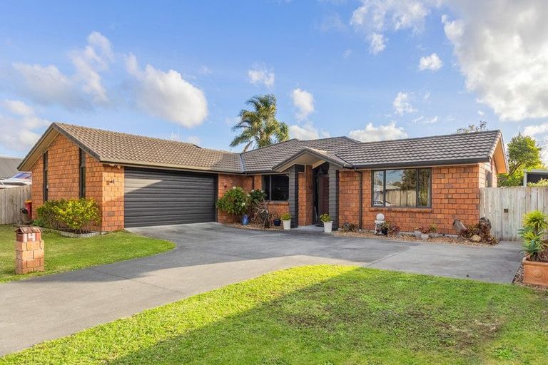 Photo of property in 14 Wiltshire Drive, Huntington, Hamilton, 3210