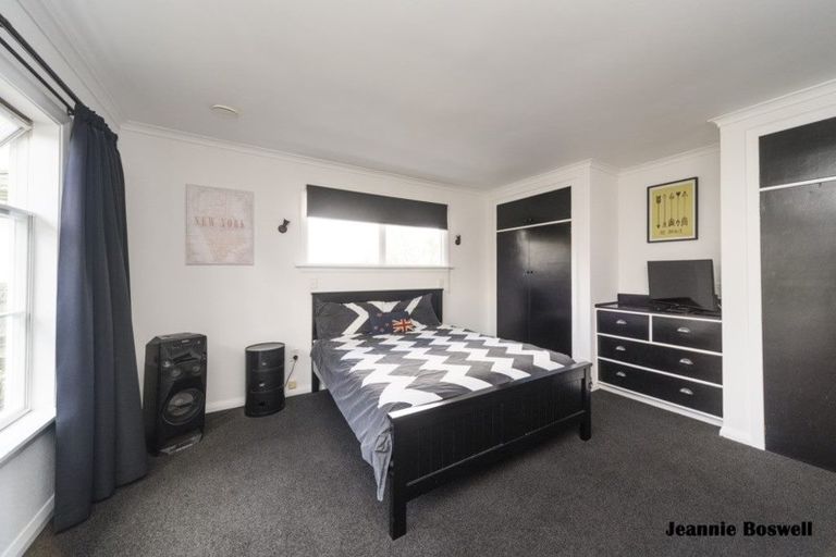 Photo of property in 86 Fitzroy Street, Terrace End, Palmerston North, 4410