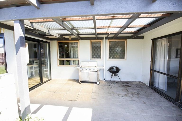 Photo of property in 24 Skerrett Crescent, Tamatea, Napier, 4112