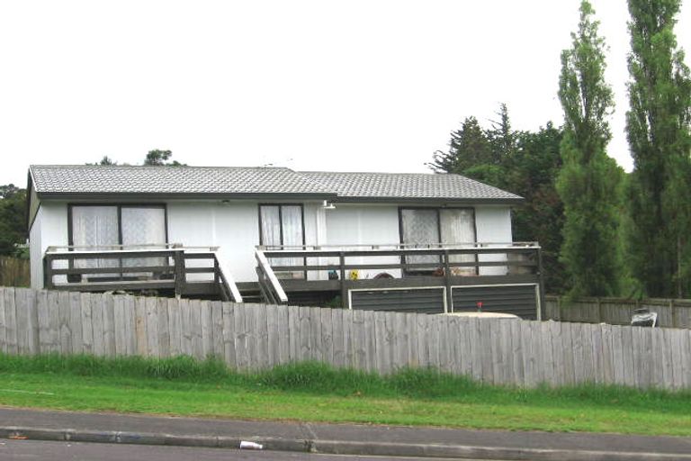 Photo of property in 12 Kotinga Avenue, Glen Eden, Auckland, 0602