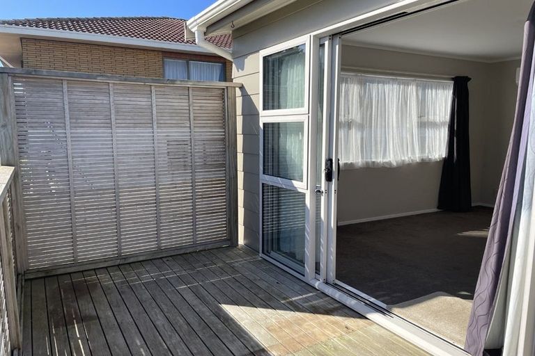 Photo of property in 96 Hutchinsons Road, Bucklands Beach, Auckland, 2014