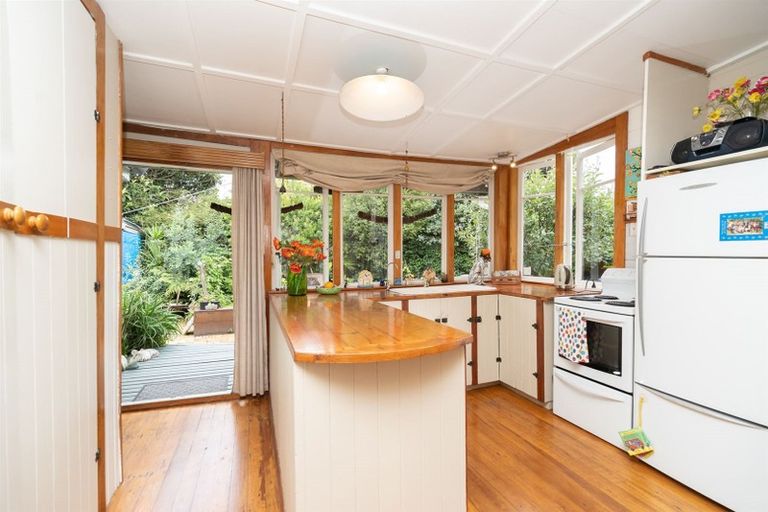 Photo of property in 6 Moncrieff Avenue, Fairfield, Hamilton, 3214