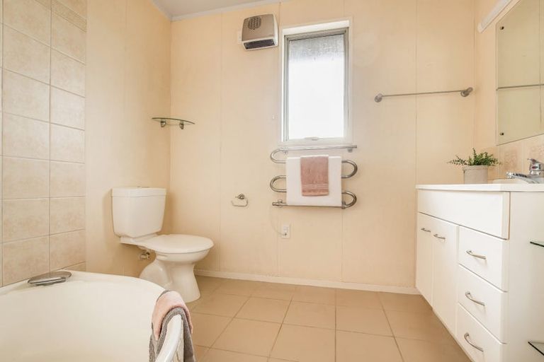 Photo of property in 95 Peacockes Road, Fitzroy, Hamilton, 3206