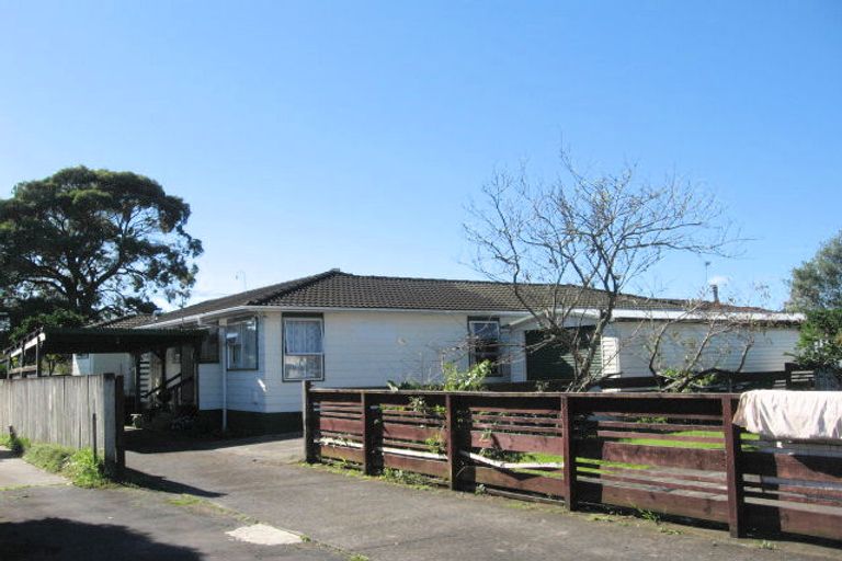 Photo of property in 126 Cascades Road, Pakuranga Heights, Auckland, 2010