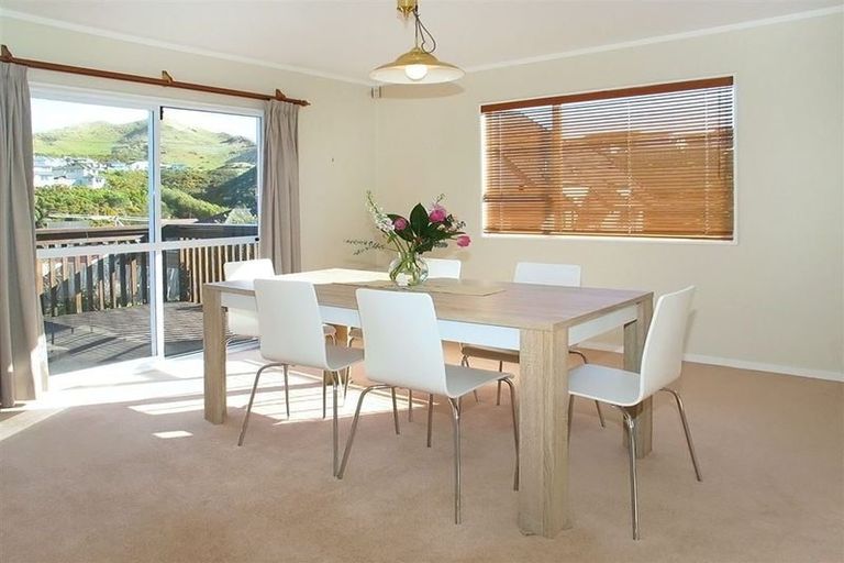 Photo of property in 4 Swinford Crescent, Johnsonville, Wellington, 6037