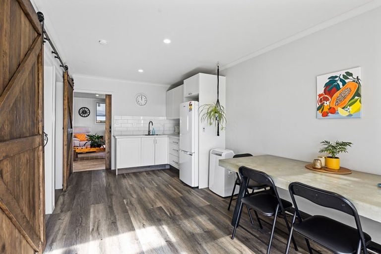 Photo of property in 19 Stanley Road, Stratford, 4394