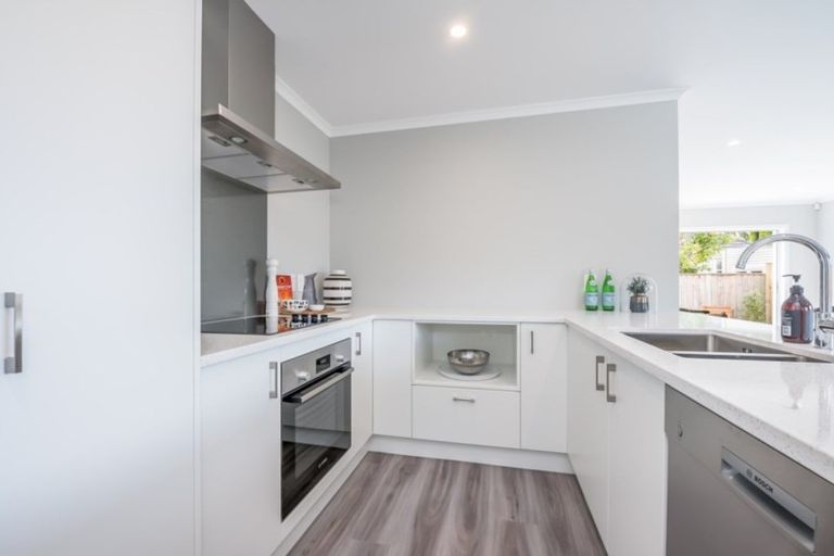 Photo of property in 347a Waiwhetu Road, Fairfield, Lower Hutt, 5011