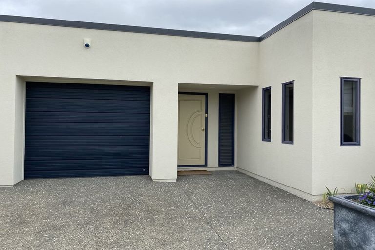 Photo of property in 13 Palmbrook Avenue, Havelock North, 4130