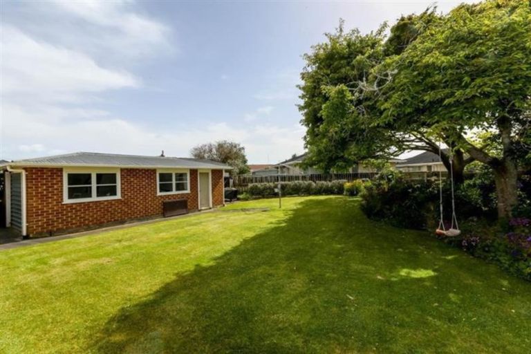 Photo of property in 17 Sanders Avenue, Westown, New Plymouth, 4310