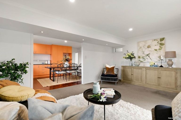 Photo of property in 39 Hill Crescent, New Lynn, Auckland, 0600