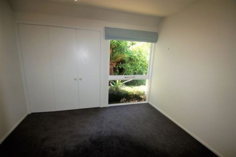Photo of property in 9 Woodford Terrace, Ilam, Christchurch, 8053