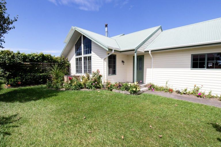 Photo of property in 27 Raratuna Street, Turua, 3574