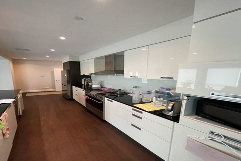 Photo of property in 5/28a Carlton Mill Road, Merivale, Christchurch, 8014