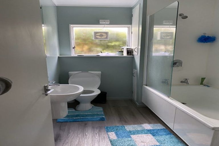 Photo of property in 2/161 Glenmore Street, Kelburn, Wellington, 6012