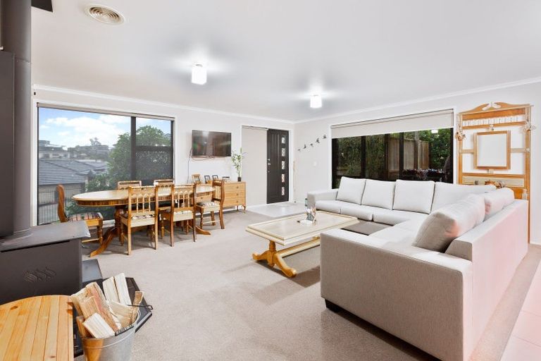 Photo of property in 12 Iris Place, Grandview Heights, Hamilton, 3200