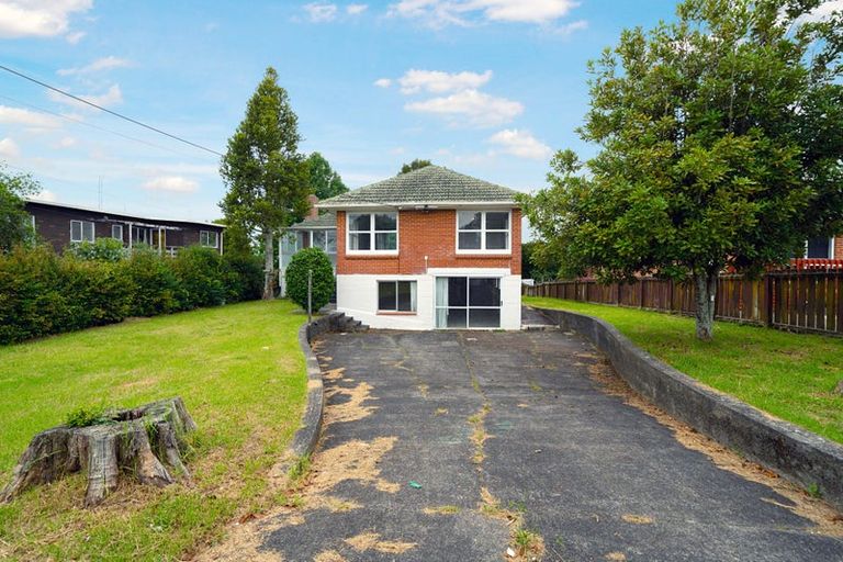 Photo of property in 41 Royal Road, Massey, Auckland, 0614