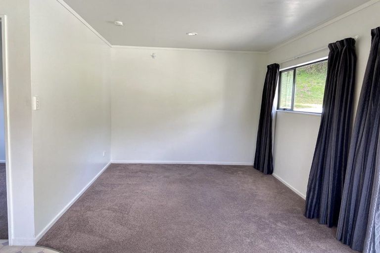 Photo of property in 25 Seaview Crescent, Picton, 7220