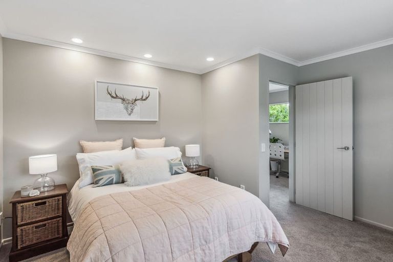 Photo of property in 3 Southleigh, Raumati South, Paraparaumu, 5032