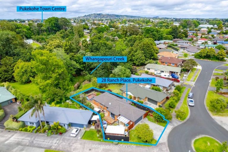 Photo of property in 28 Ranch Place, Pukekohe, 2120