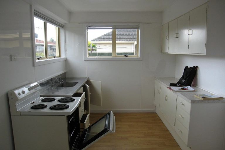 Photo of property in 9/505 Church Street, Palmerston North, 4410