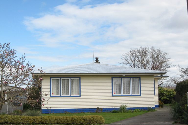 Photo of property in 6 Upham Street, Havelock North, 4130