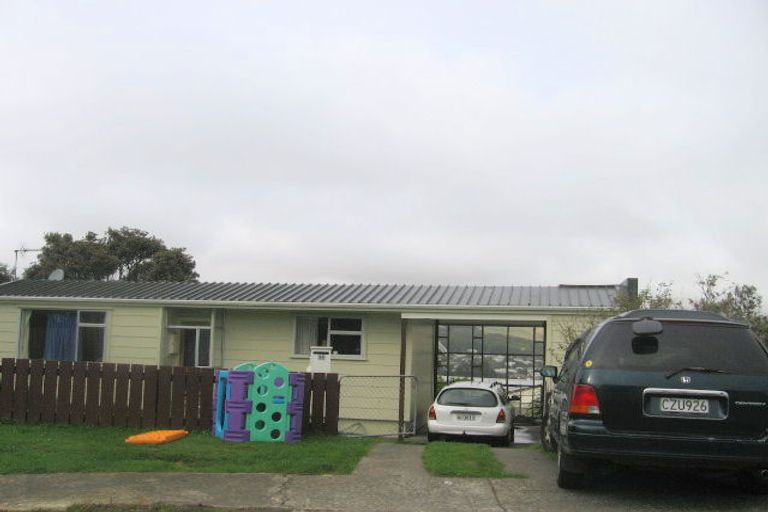 Photo of property in 10 Yemen Place, Ascot Park, Porirua, 5024