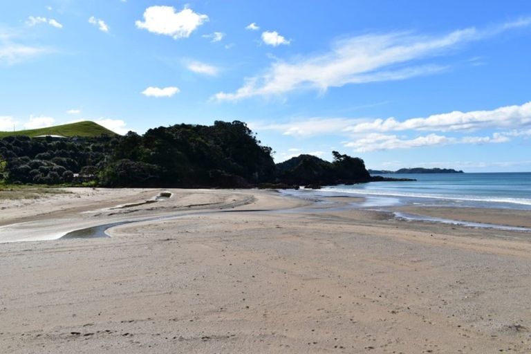 Photo of property in 1313 Matapouri Road, Matapouri, Whangarei, 0173