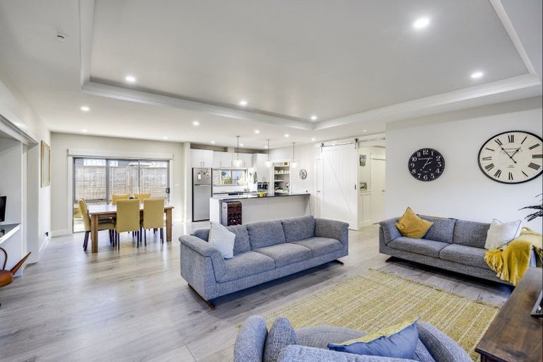 Photo of property in 2 Hurunui Drive, Te Awa, Napier, 4110