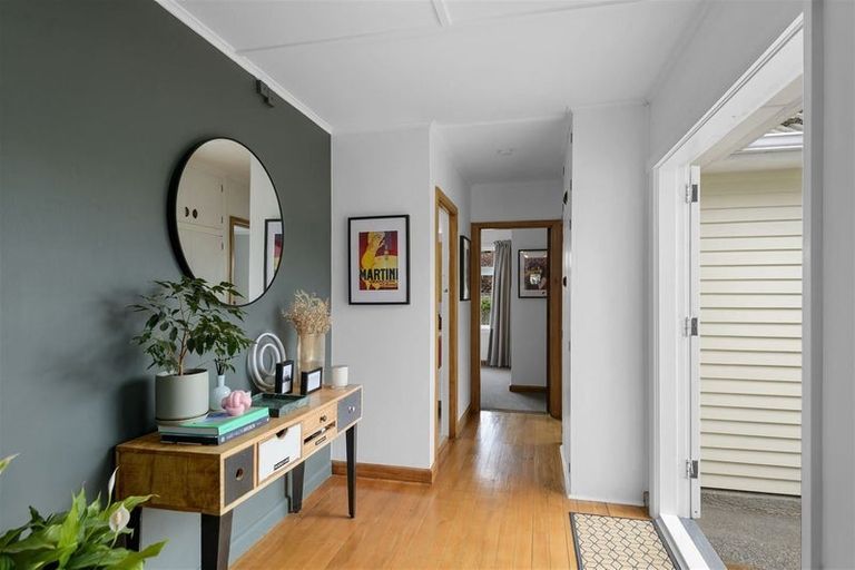 Photo of property in 85 Brookside Terrace, Bryndwr, Christchurch, 8053