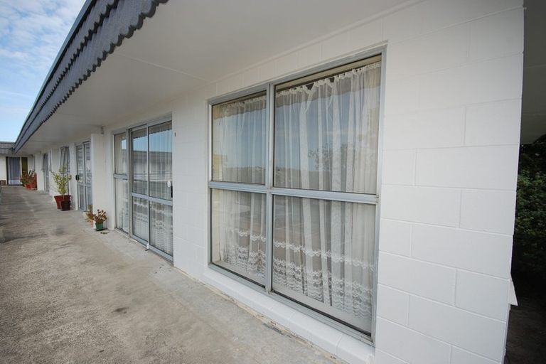 Photo of property in 8/19a Verbena Road, Birkdale, Auckland, 0626