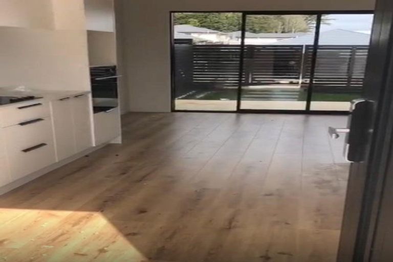 Photo of property in 22 Balthazar Road, Kumeu, 0810