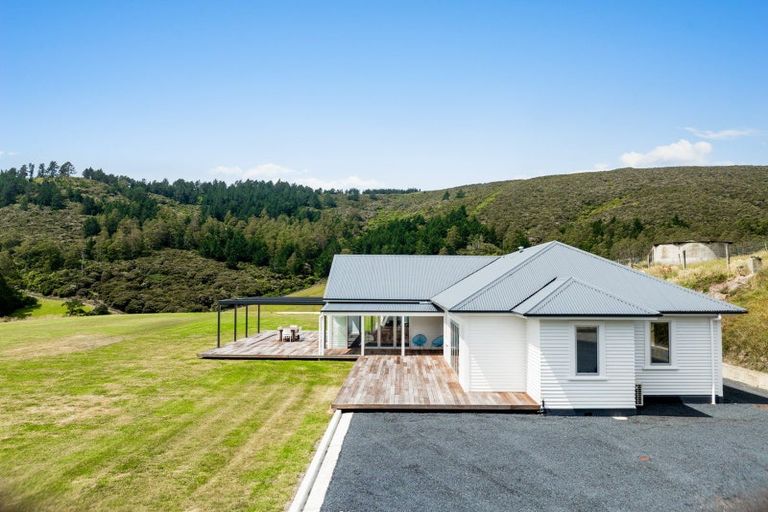 Photo of property in 81 Orokonui Road, Waitati, 9085