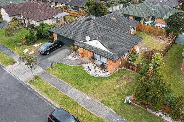 Photo of property in 47 Sandwick Drive, Weymouth, Auckland, 2103