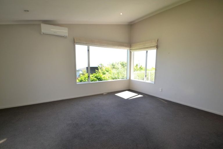 Photo of property in 2 Commodore Place, Britannia Heights, Nelson, 7010
