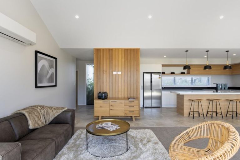 Photo of property in 25 Parkside Mews, Papamoa, 3118