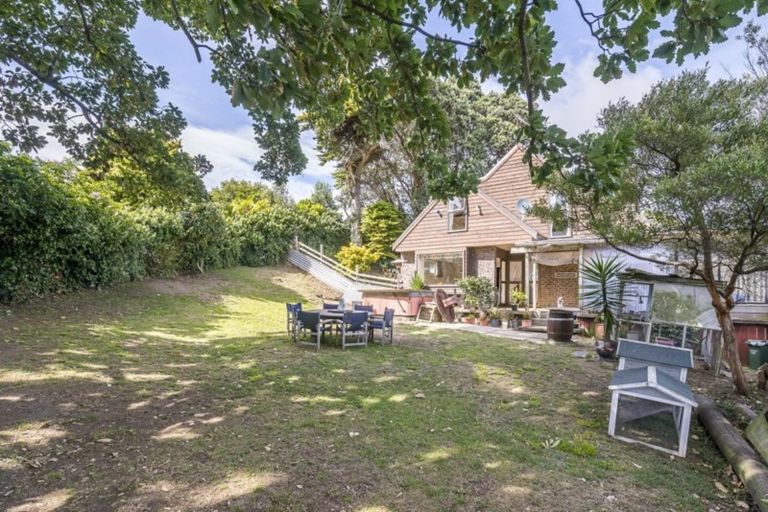 Photo of property in 12 Alexander Road, Raumati Beach, Paraparaumu, 5032