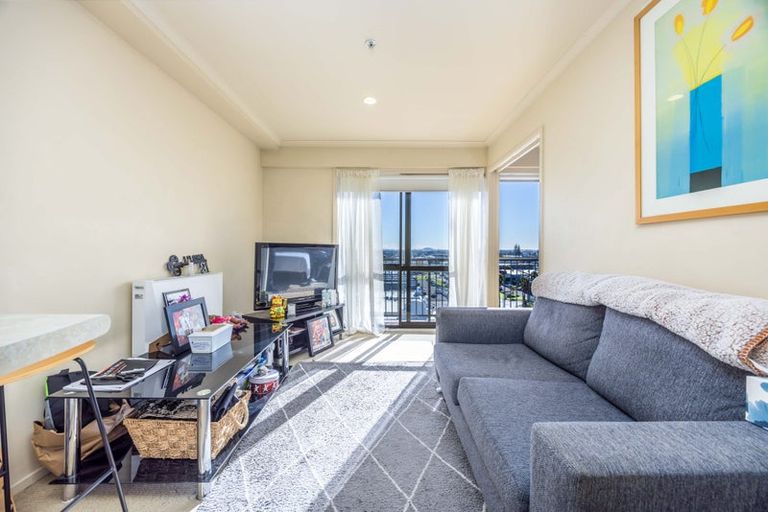 Photo of property in The Rennaissance, 7c/18 Ronwood Avenue, Manukau, Auckland, 2104